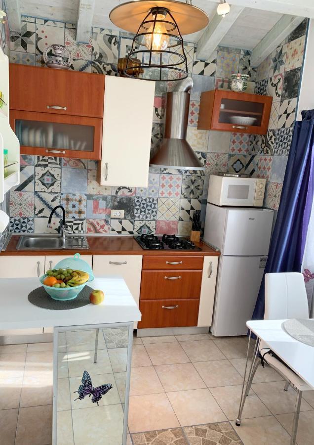 Apartment Helena Kanfanar Bagian luar foto